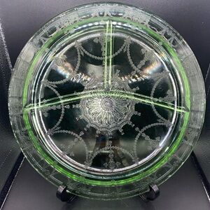 Anchor Hocking Depression Glass Cameo Ballerina Uranium Green Grill Plate